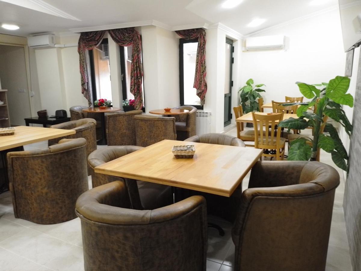 Санта Марина Hotel Varna Ngoại thất bức ảnh